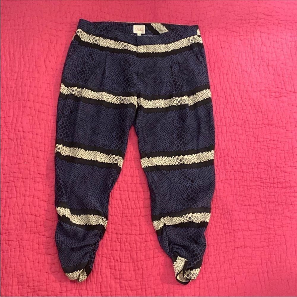 Parker Blue and Cream Snake Print silk Pants, US8